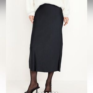 Elegant Black Midi Slip Skirt